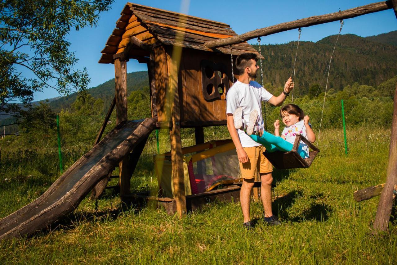 Mountains Hut Villa Mykulychyn Exterior foto